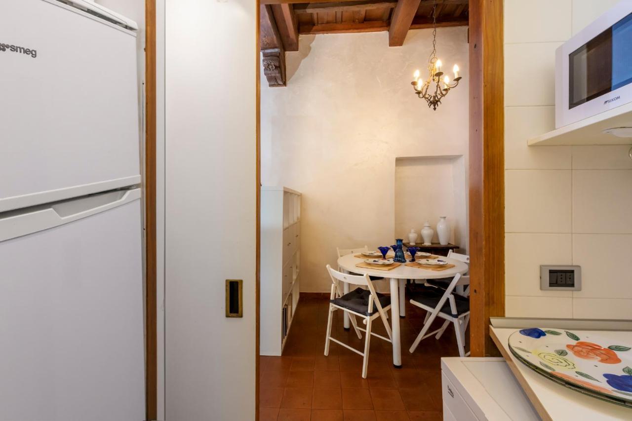 Apartmán Giglio House - Campo De' Fiori Řím Exteriér fotografie