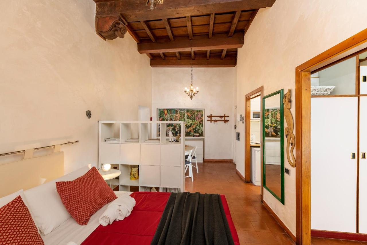 Apartmán Giglio House - Campo De' Fiori Řím Exteriér fotografie