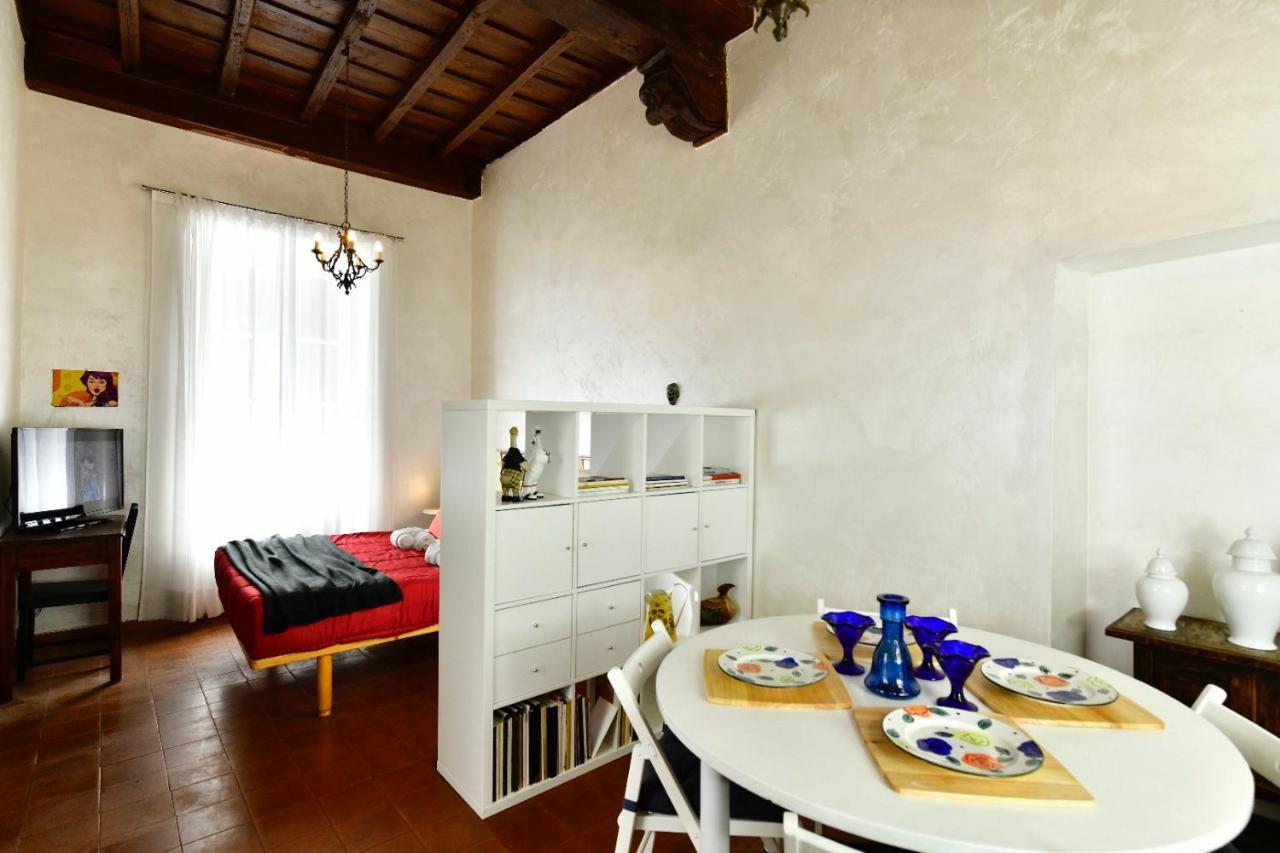 Apartmán Giglio House - Campo De' Fiori Řím Exteriér fotografie
